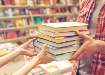 Scuola, Regione Campania, bonus per acquisto libri: requisiti, scadenze e importi