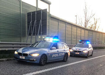 Napoli, 65enne in scooter contromano sulla Tangenziale: multata e mezzo sequestrato