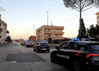 Sgominata piazza di spaccio a Santa Maria Capua Vetere: intera famiglia agli arresti – Il Video