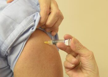 Influenza stagionale 2025-26: vaccini disponibili nei primi giorni di ottobre, attesi 16 milioni di casi