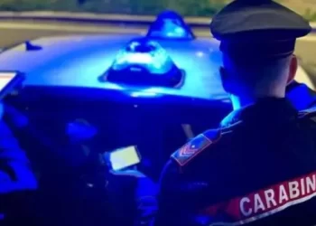 Qualiano, minaccia di uccidere i genitori: arrestato 18enne in crisi di astinenza