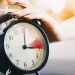 Torna l’ora legale: lancette dell’orologio un’ora in avanti rispetto all’orario corrente