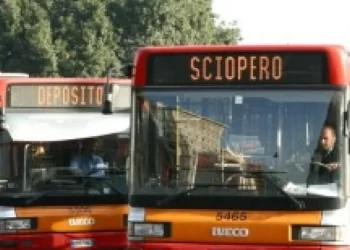 In arrivo un nuovo sciopero venerdì 27 marzo: trasporti, scuola e giornalisti si fermano