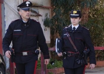Capua, violenta rissa in via Napoli: identificati e denunciati sette giovani