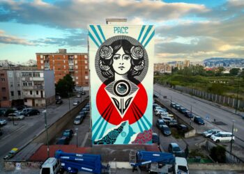 Lo street artist OBEY a Napoli: realizzati due murales “pacifisti”
