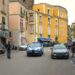 Aversa, raffica di controlli in Piazza Vittorio Emanuele III: 141 identificati, due arresti e un locale chiuso dall’ASL
