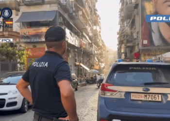 Maxi operazione tra Italia e Spagna: 12 arresti a Napoli contro le bande degli orologi di lusso – Video del blitz