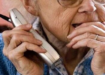 Quarto, scoperto call center delle truffe agli anziani: quattro arresti per frode