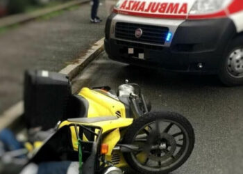 Paola, morta sullo scooter delle Poste a 35 anni: due comunità in lutto San Cipriano d’Aversa e Orta di Atella