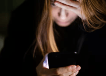 Stalking a Casoria. Minaccia una 17enne di morte dopo un corteggiamento respinto: arrestato